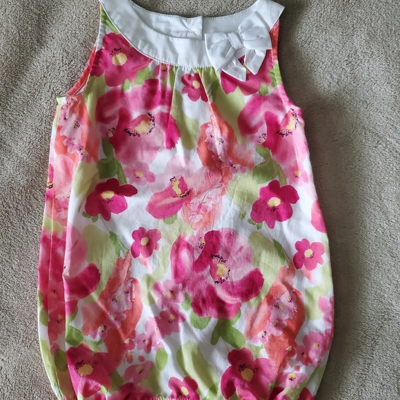 Gymboree Dressed Up Family Brunch floral romper - Picture 2 of 4